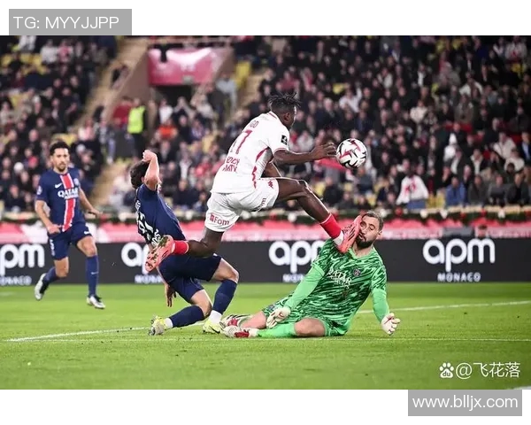 史上最强后卫足球明星的传奇故事与辉煌成就揭秘